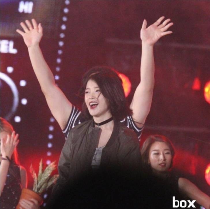 아이유 겨털????? | 인스티즈