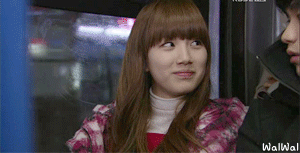 남자친구 쳐다보는 여자사람들.gif | 인스티즈