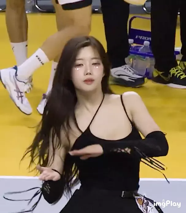 요즘 새롭게 떠오르고 있다는 강지은 치어리더 | 인스티즈