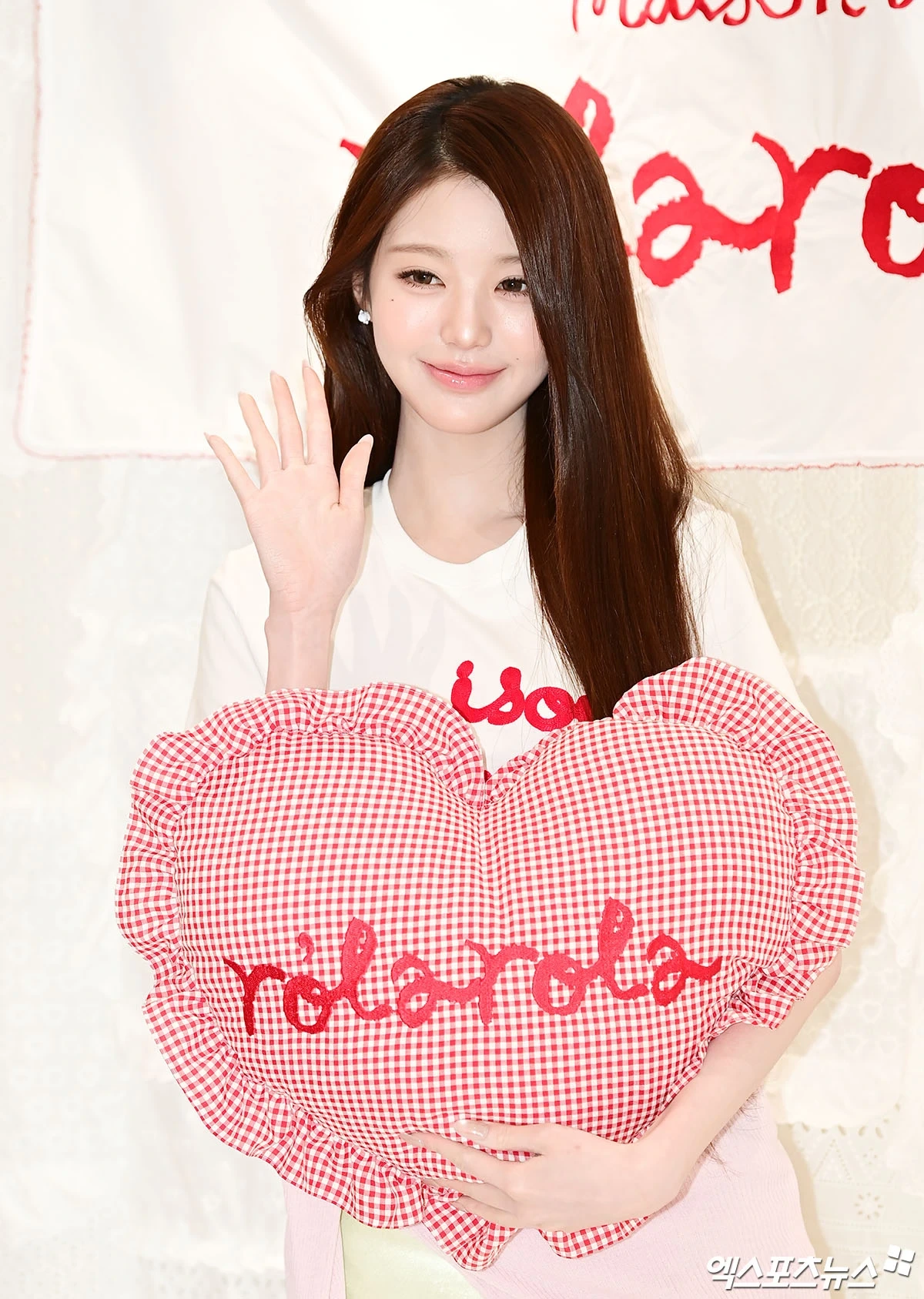 오늘자 로라로라 포토콜 아이브 장원영 기사사진 | 인스티즈