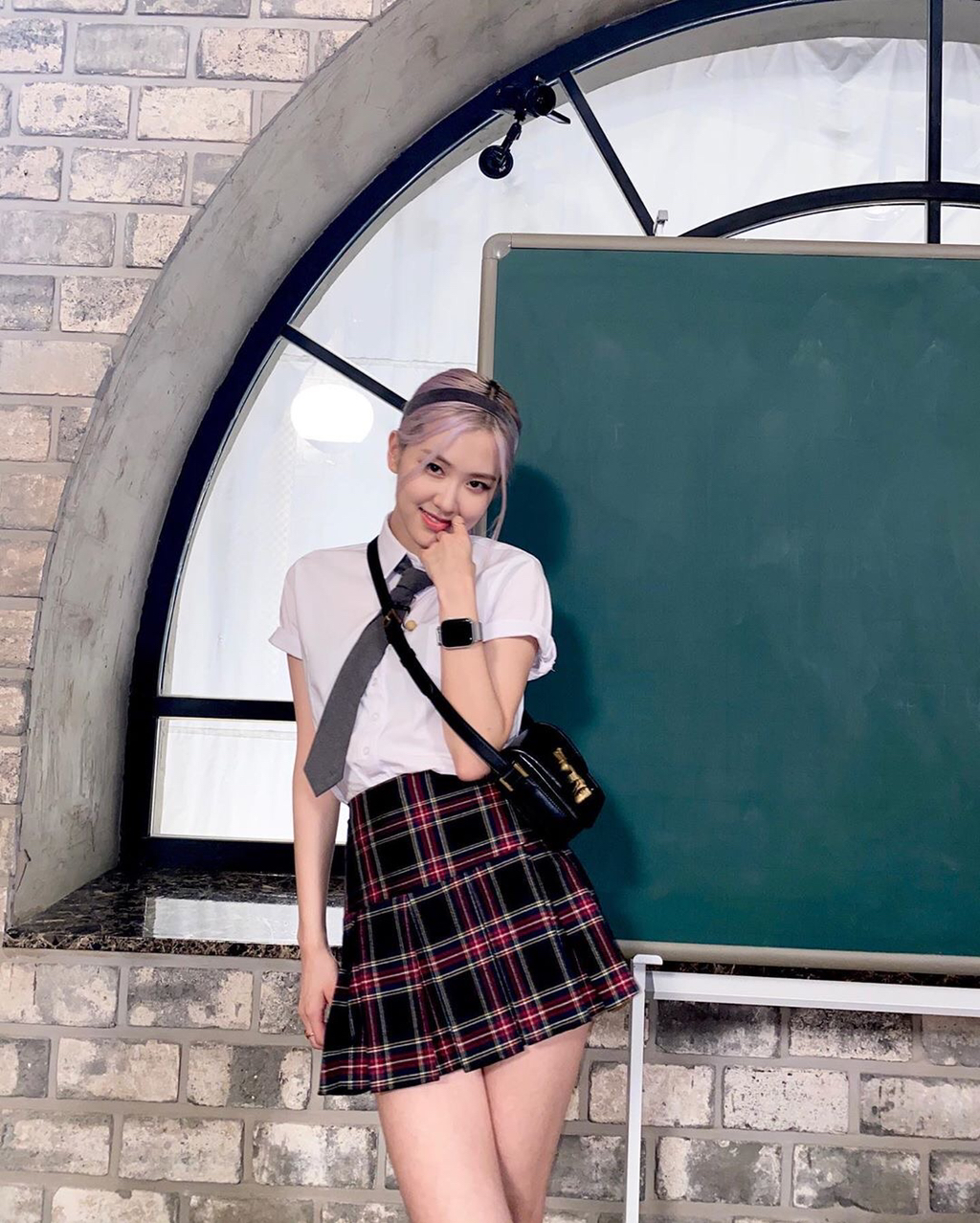 아이돌들의 애플워치 착샷을 모아모아 | 인스티즈