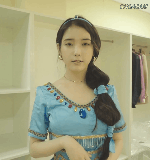 변신하는 아이유.gif | 인스티즈