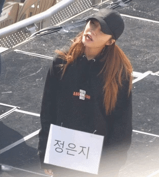 내적하품 + 하품 안한척하는 연예인들.jpgif | 인스티즈