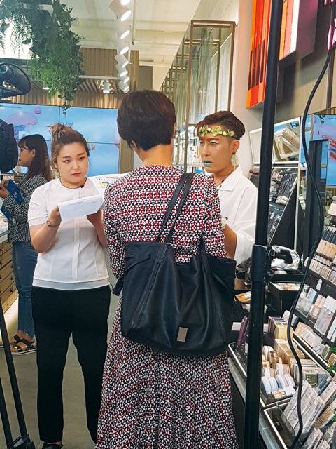 유투버 방송 조명과 평상시 조명의 차이 (feat.김기수) | 인스티즈