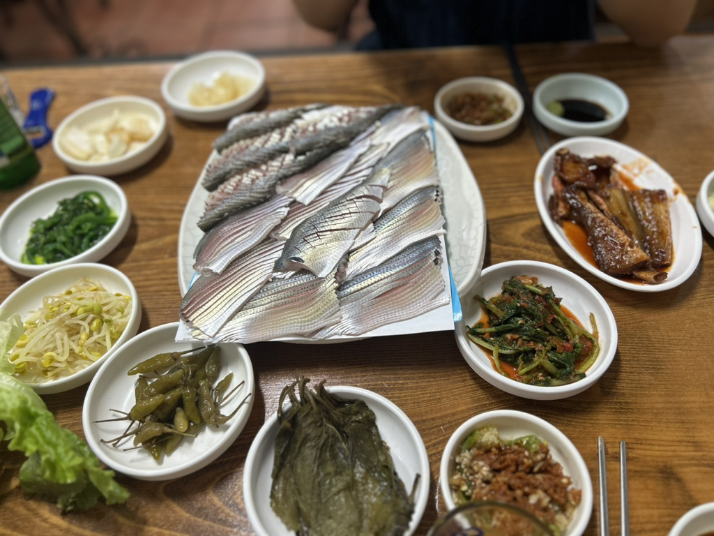 이 사람 이거 한 달만에 다 먹었다는데요..? 돼지와 알콜중독자 그 사이 .. | 인스티즈