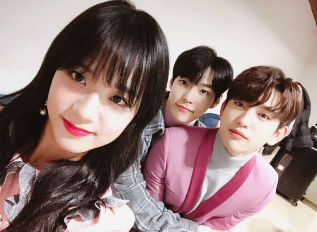 NCT 도영 신곡 응원 인스스 올린 블랙핑크 지수랑 갓세븐 진영 | 인스티즈
