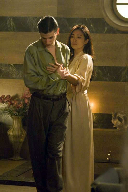 19살 차이나는 영화 남녀 주인공 공리. 가스파르 울리엘 | 인스티즈