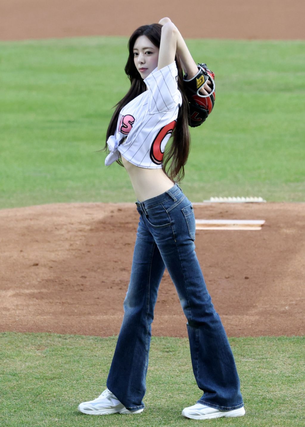 청바지입으면 폭발하는 유나 | 인스티즈