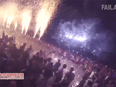 대륙의 폭죽놀이.GIF | 인스티즈