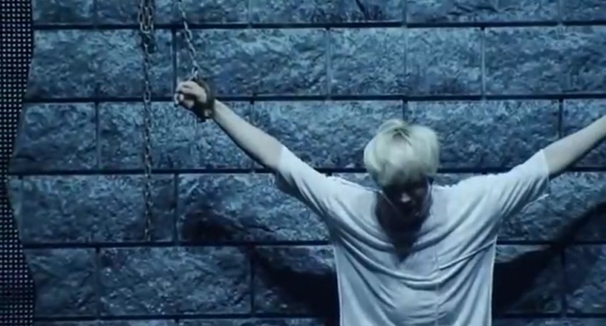 아이유때문에 상처받은 피해자 은혁...jpg | 인스티즈