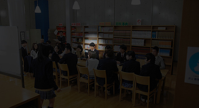 [늑대소녀와흑왕자] 남주가 쓰레기라 생각이 들다가도 와꾸보면 화가 풀리다가도 쓰레기라 생각이 드는 영화 05 | 인스티즈