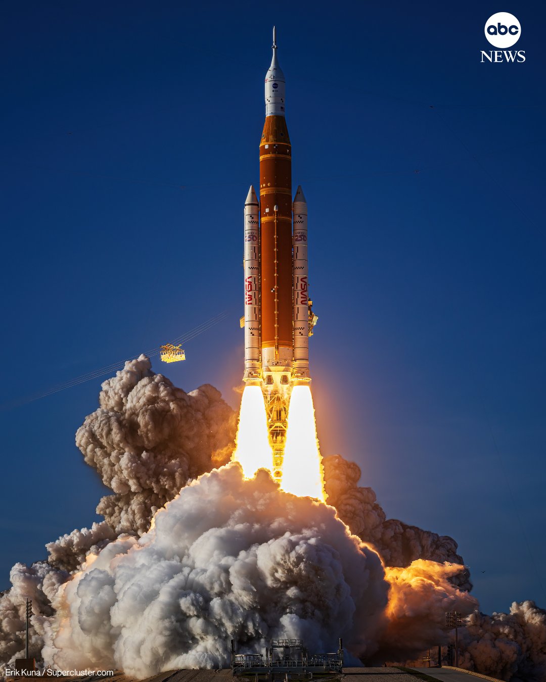 NASA 달탐사 로켓 아르테미스 2호, 발사 순간 사진 모음.jpg | 인스티즈