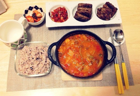 결혼 6개월차 신혼 밥상 레전드ㄷㄷㄷ | 인스티즈