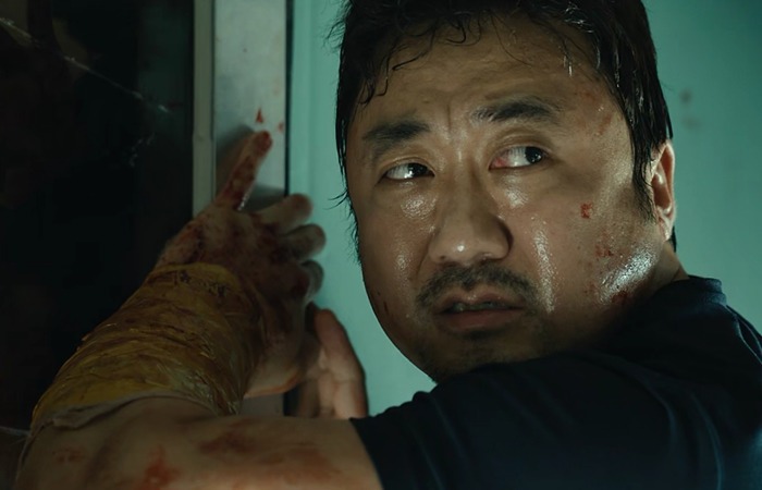 영화 부산행 볼때 많이 갈리는 '제일 인상깊었던 결말' .jpg | 인스티즈