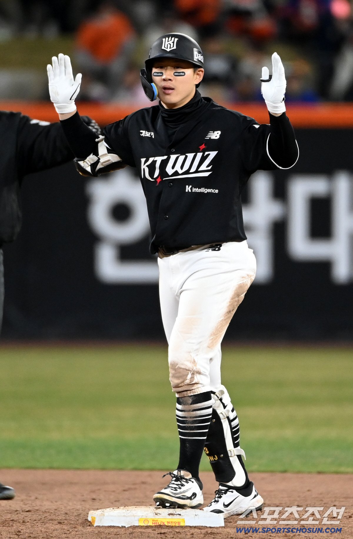 "삼성전자 5만원에 산 기분" 바닥 찍고 대반전 → 48억 중견수 불방망이…"차라리 잘됐다" 파안대소 [대전포커스] | 인스티즈