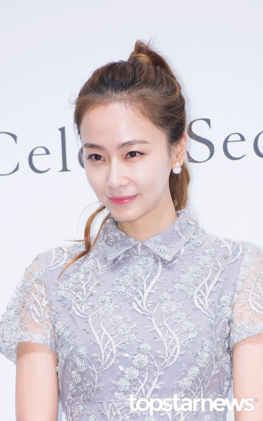 미모, 몸매, 분위기 다 가진 홍수현 | 인스티즈