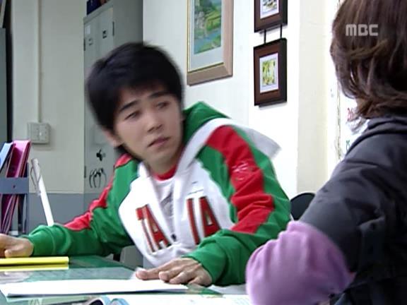 [거침없이하이킥] 학생들 제압하려다가 망신만 당하는 서선생ㅋㅋㅋㅋㅋ.jpg | 인스티즈