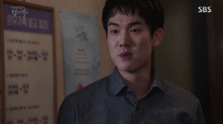 [낭만닥터김사부] 이 시대의 꼰대들에게 돌직구 날리는 드라마.jpgif (데이터주의) | 인스티즈