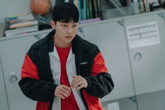 최현욱이 재창조 수준으로 본인에게 맞춰서 연기한 약한영웅 안수호 | 인스티즈