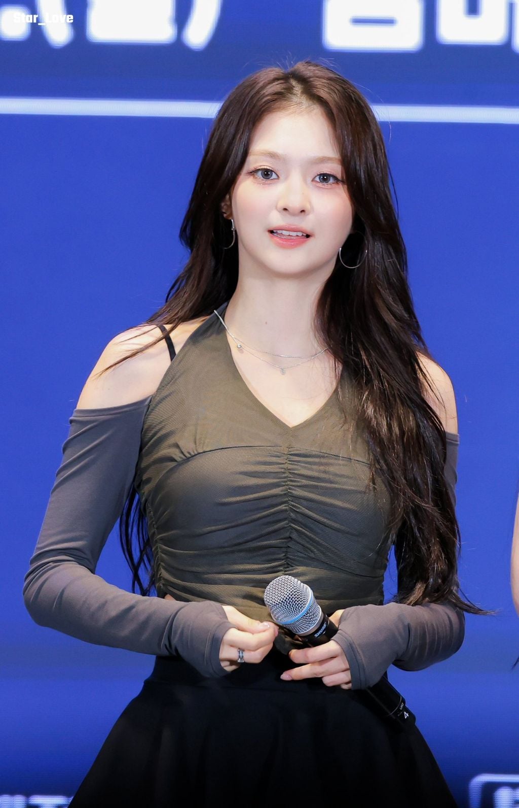 약간..그거.. 그거인 프로미스나인 이나경.jpg | 인스티즈