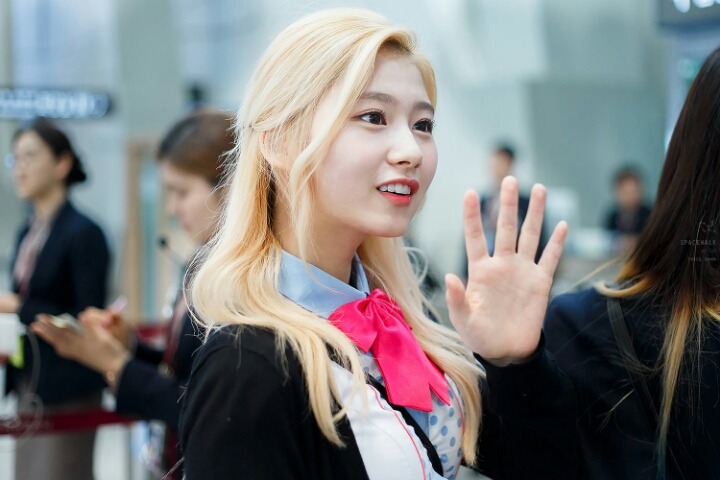 고등학교를 다닌적 없는 사나 교복.jpg | 인스티즈