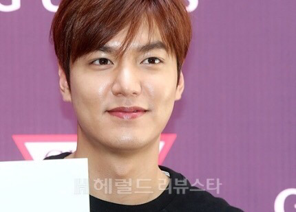 길에 귀여운 강아지,고양이 있을때 나뉘는 친구반응 | 인스티즈