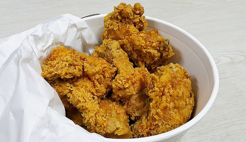 많이들 알수도 있지만 KFC 치킨이 어렸을때 먹었던 맛이 아닌이유 | 인스티즈