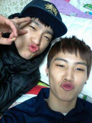 셀카 진짜 못 찍는 셀카고자 아이돌 모음.JPG | 인스티즈