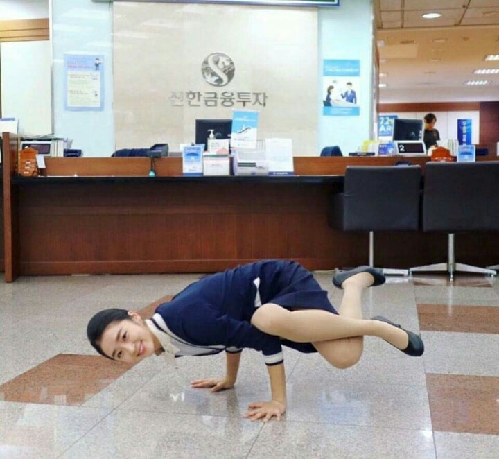 은행원의 장기자랑 | 인스티즈
