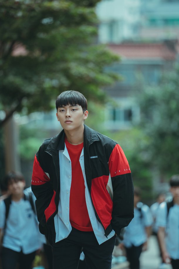 최현욱이 재창조 수준으로 본인에게 맞춰서 연기한 약한영웅 안수호 | 인스티즈