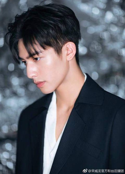 중국 SNS스타로 연예계 데뷔한 배우 | 인스티즈