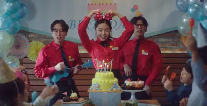 빕스나 아웃백에서 하는 노래불러주는 생일파티.jpg | 인스티즈