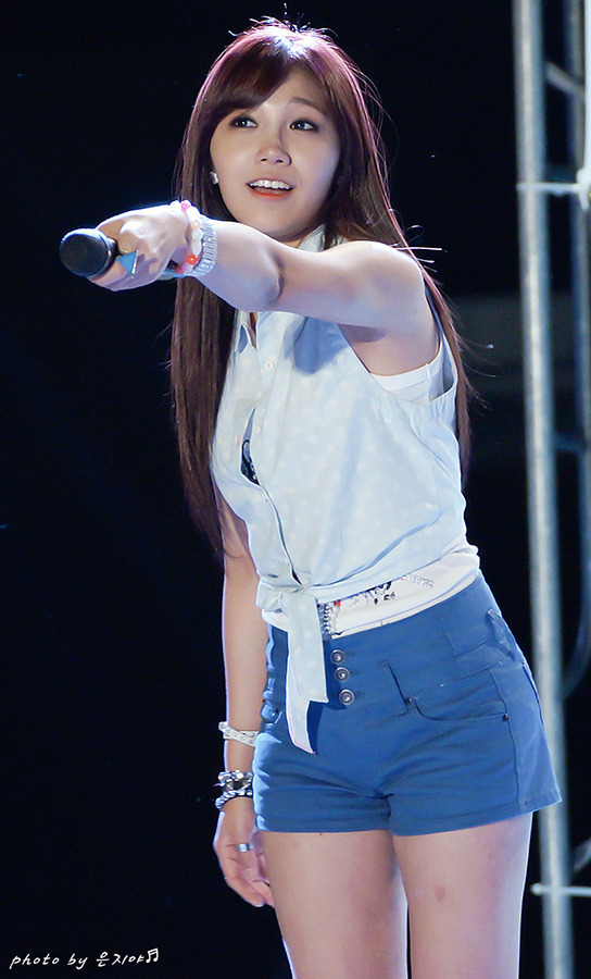 정은지 겨드랑이 | 인스티즈