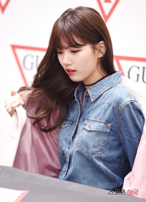 "가로수길서 수지를 만나자"...게스, 29일 수지 팬사인회 진행 +사진추가 | 인스티즈