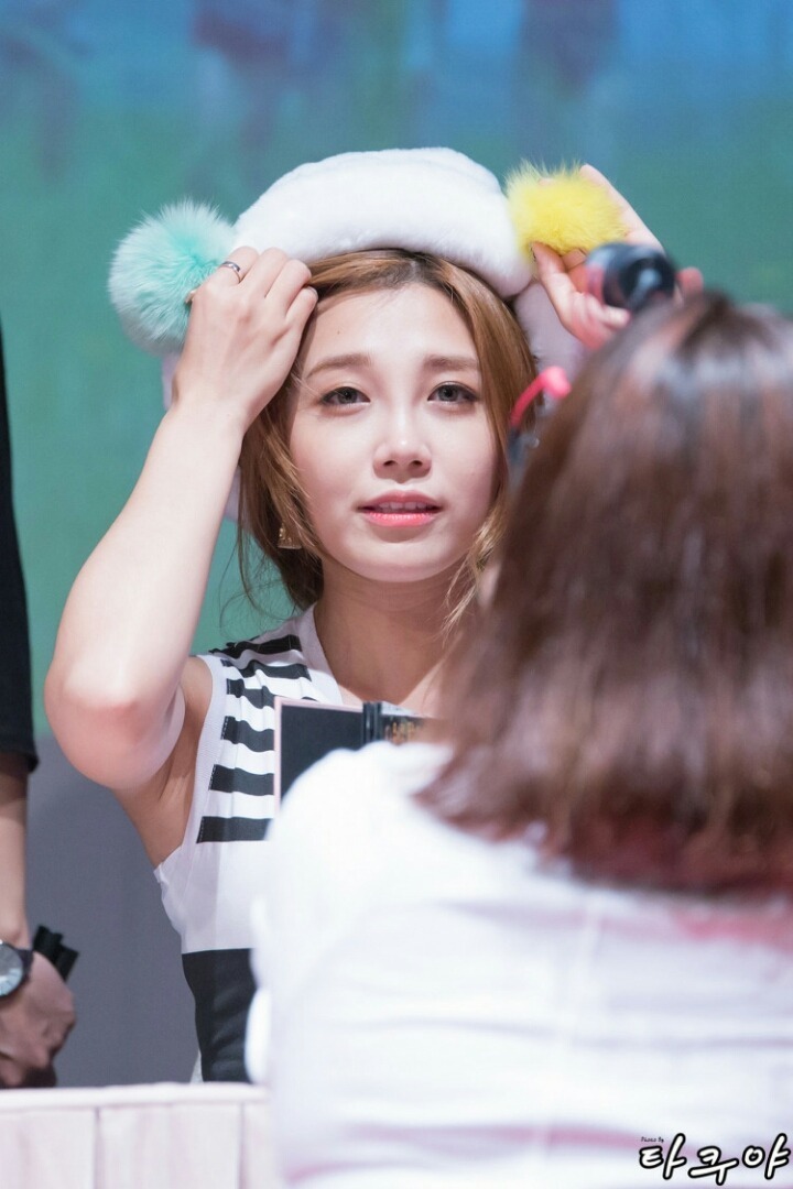 정은지 겨드랑이 | 인스티즈