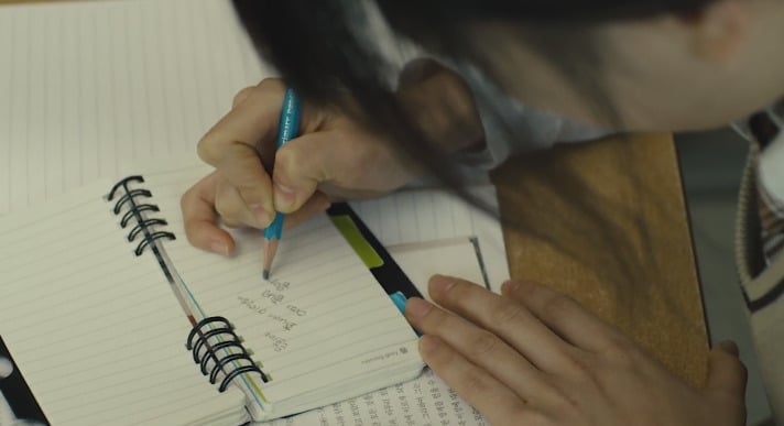 보고 나면 후유증이 너무 어마어마해서 두번은 못보는 영화 한공주 캡쳐 | 인스티즈