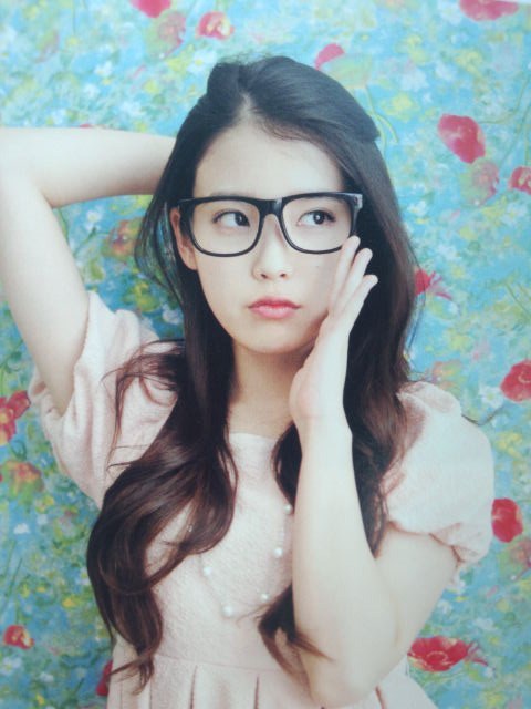 아이유 앞머리 유무.jpgif | 인스티즈