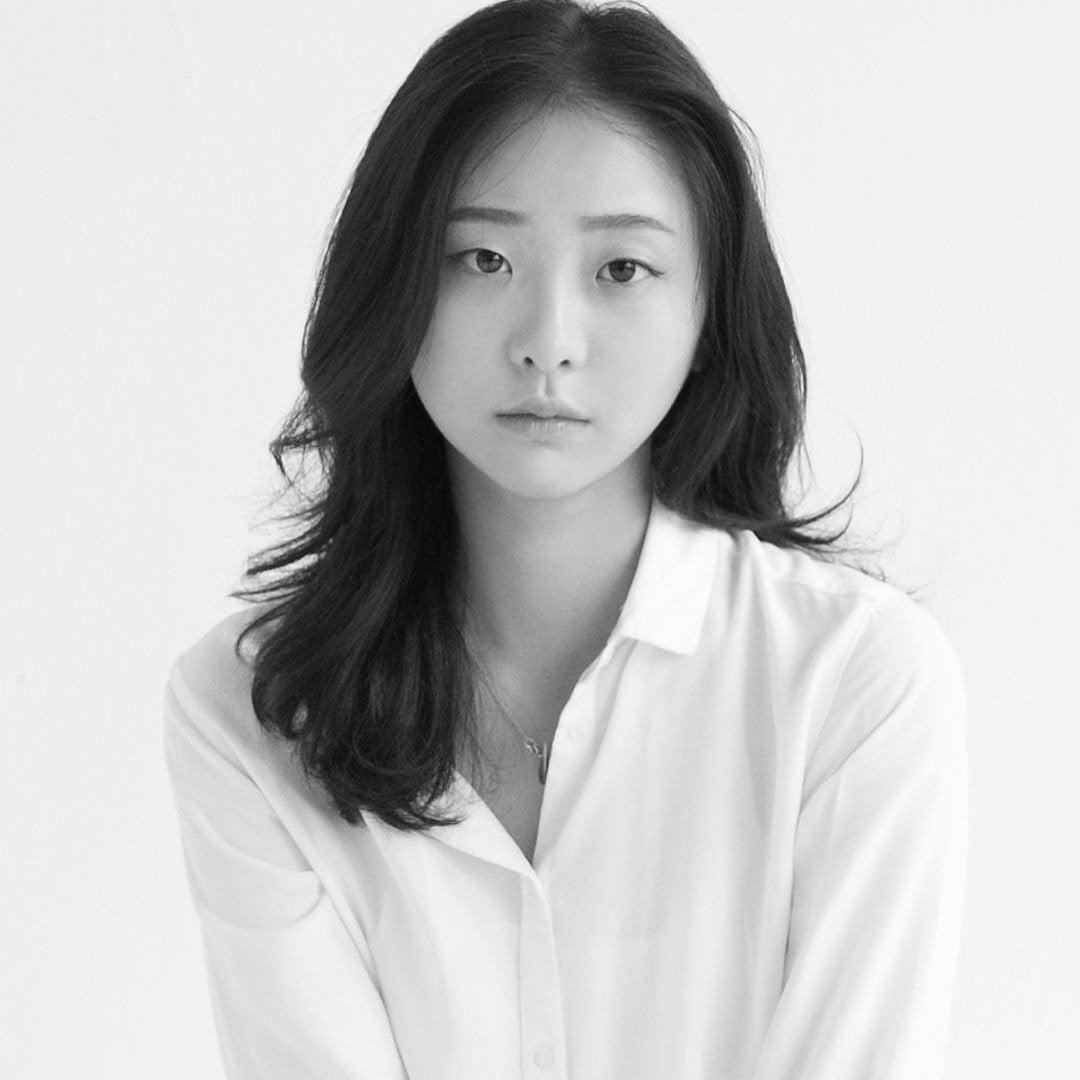김다미 데뷔 전 피팅모델 시절 사진.jpg | 인스티즈