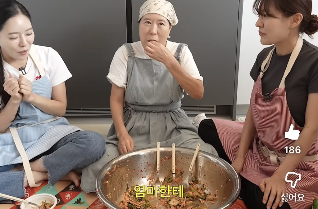 딸이 효도하면 아들에게 다시 베푸는 엄마 많은가봄 | 인스티즈