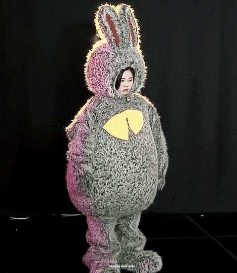 오마이걸 현재 팀 분위기 형성에 가장 큰 기여를 했다고 생각하는 멤버.gif | 인스티즈