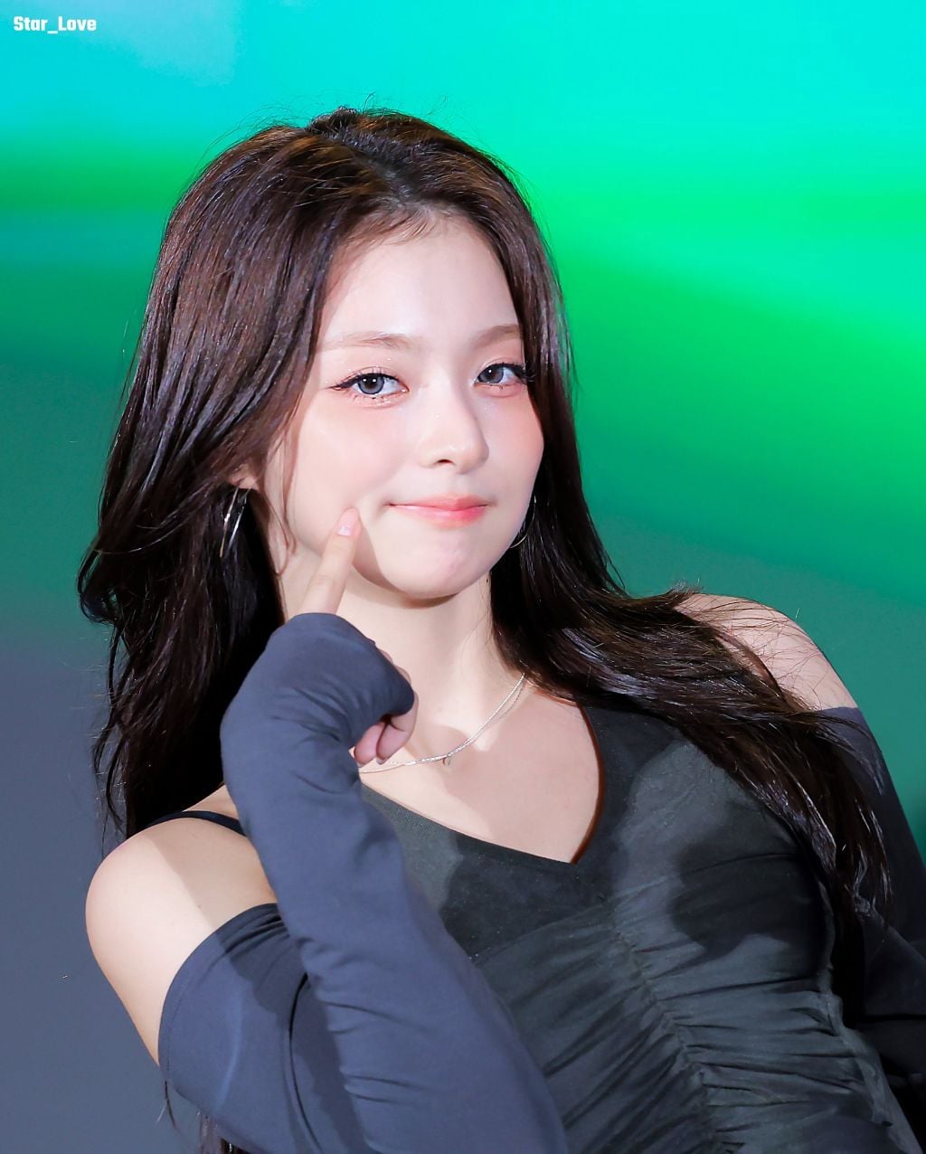 약간..그거.. 그거인 프로미스나인 이나경.jpg | 인스티즈