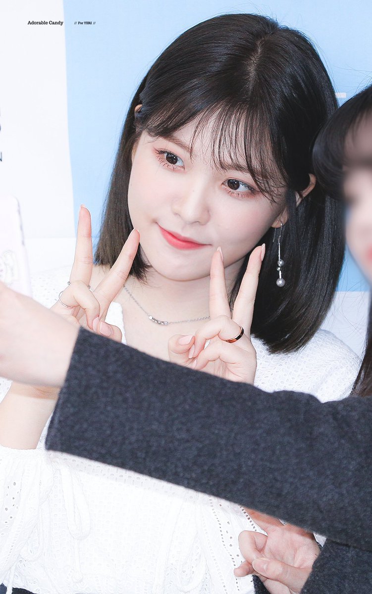 레드벨벳의 막둥이 예리.jpg | 인스티즈