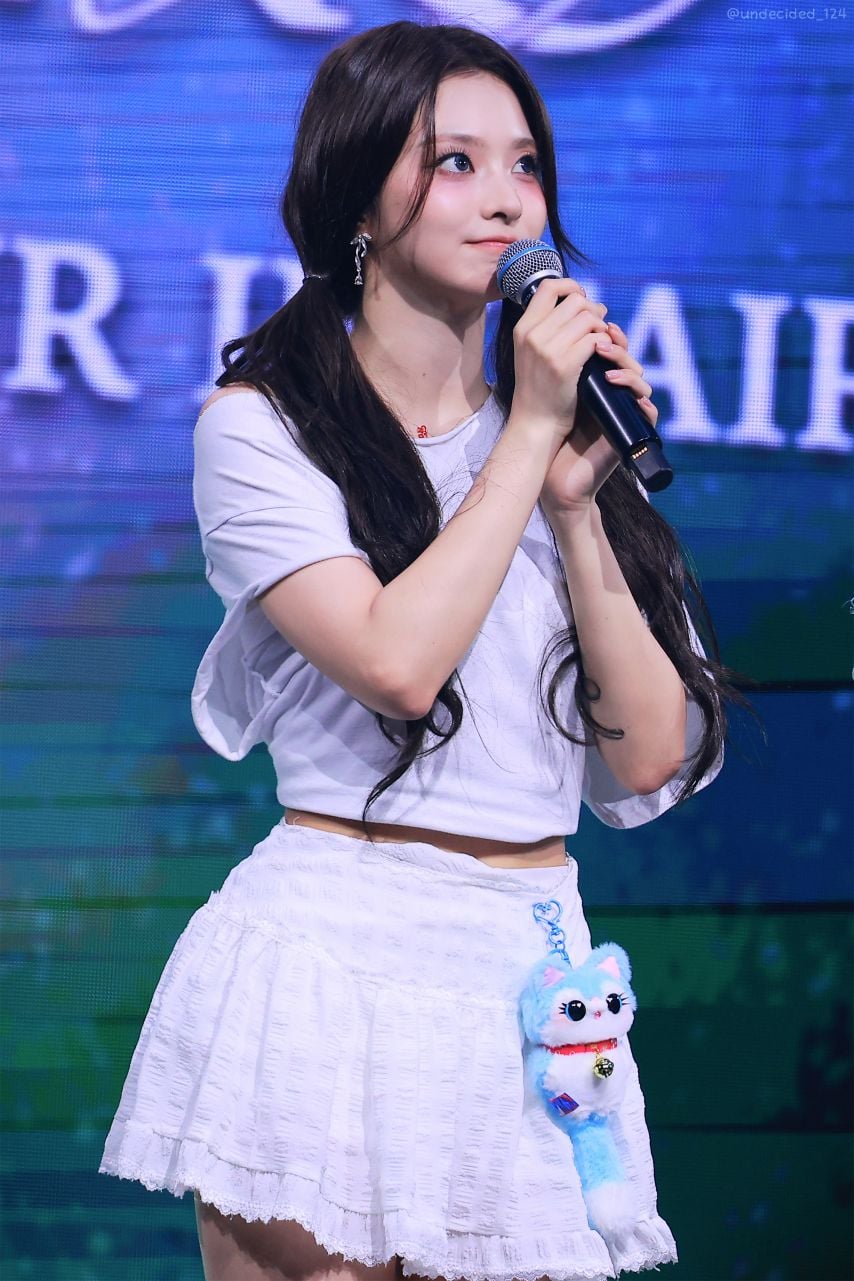 약간..그거.. 그거인 프로미스나인 이나경.jpg | 인스티즈