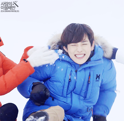 [고르기] 웃을때 이쁜 냼자 vs 울때 이쁜 남자 (데이터 주의) | 인스티즈