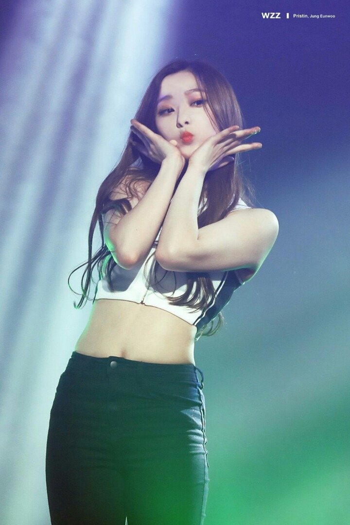 프리스틴(구 플레디스걸즈) 멤버 정은우 고화질 | 인스티즈