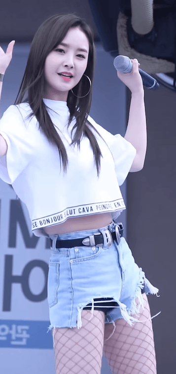 망사 스타킹 신은 달샤벳 우희 움짤 | 인스티즈