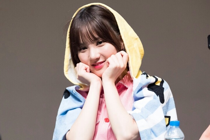 단발머리의 여자친구 은하 | 인스티즈