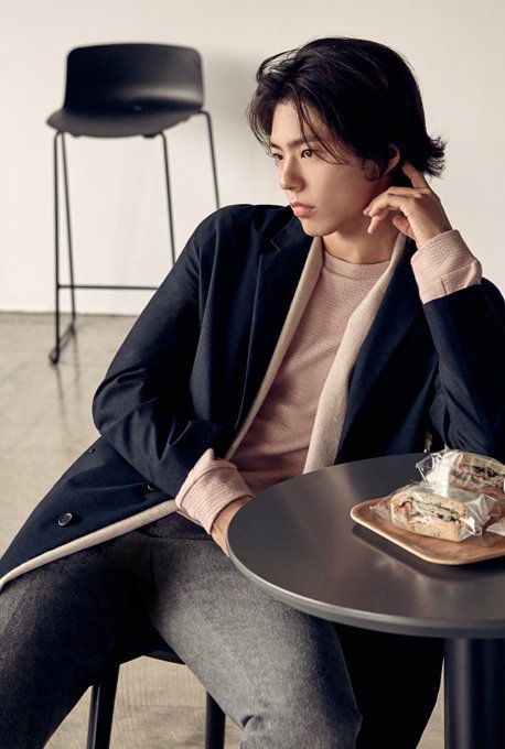 웬만한 외모로는 소화하기 힘든 남자머리 | 인스티즈