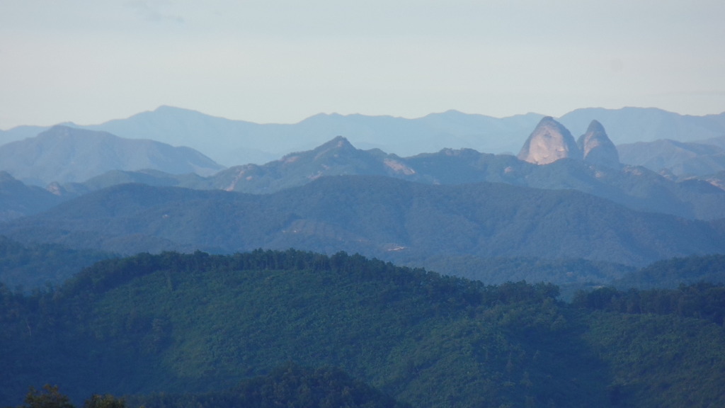 전북 전주 오봉산 정상에서 본 태고의 신비를 간직한 진안 마이산과 임실 옥정호 풍경 (안구정화) | 인스티즈