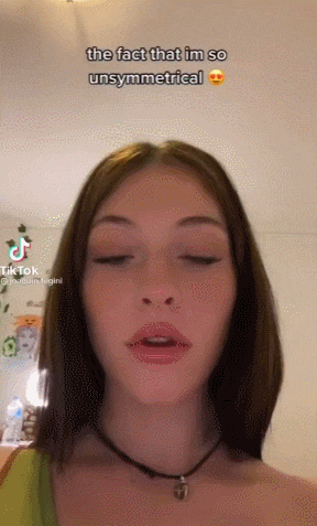 얼굴 좌우대칭 확인법.gif | 인스티즈